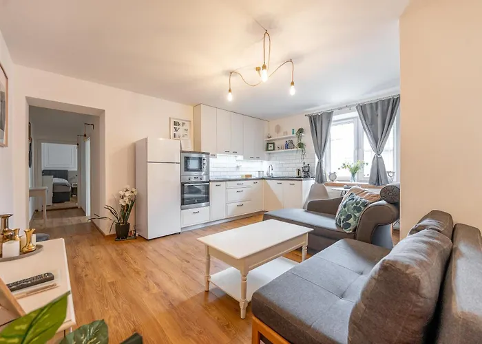 Apartament Blizko Stanice Center *